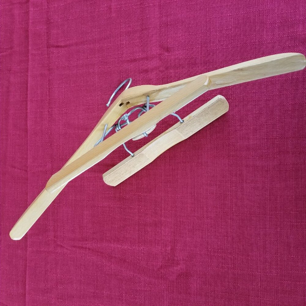 Vintage Regent 18” Solid Wood Heavy Duty Suit Hanger - Picture 11 of 14